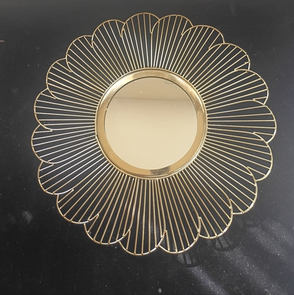 Gold Metal Sunburst Wall MirrorRound Flower Petal Accent Decor 19